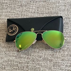 Ray-Ban Aviators Green Flash Lense